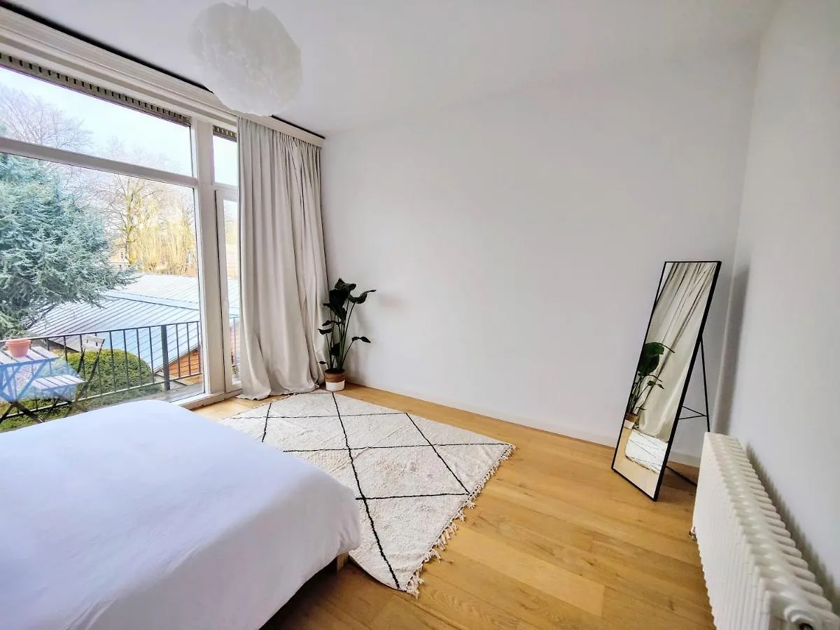 Traditional Chic, High Ceilings' Apt Aircos And Garage Antwerp